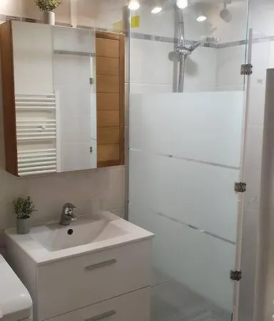 Charmante Maison Dans La Pinede 4 Pers. Лакано