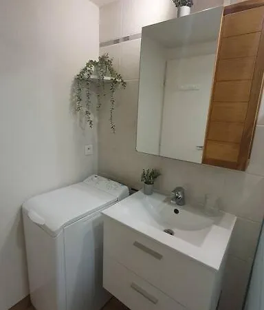 Charmante Maison Dans La Pinede 4 Pers. Дом отдыха *