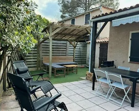Дом отдыха Charmante Maison Dans La Pinede 4 Pers. Лакано